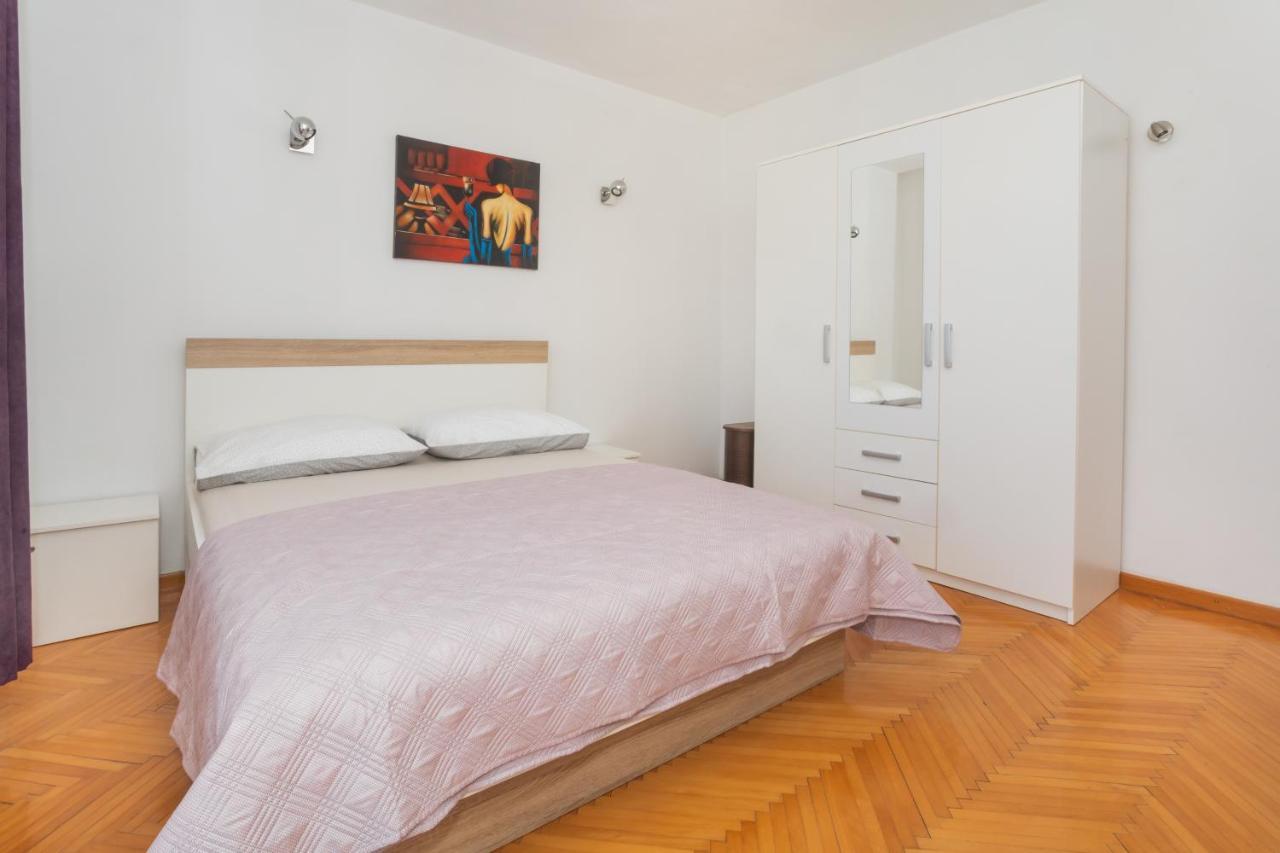 Villa City Center Šibenik Екстериор снимка