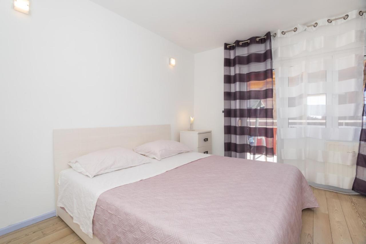 Villa City Center Šibenik Екстериор снимка